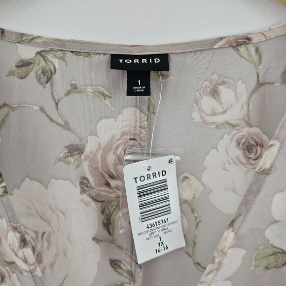 Torrid Maxi Dress Floral Long Sleeve 1X Gray Beige Tiered Chiffon Lined Boho NEW - Picture 2 of 12